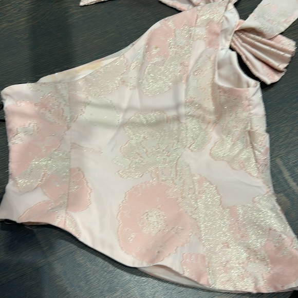 Pre-Owned Revolve NBD Regina Top in Nude Pink size Medium - Picture 10 of 10